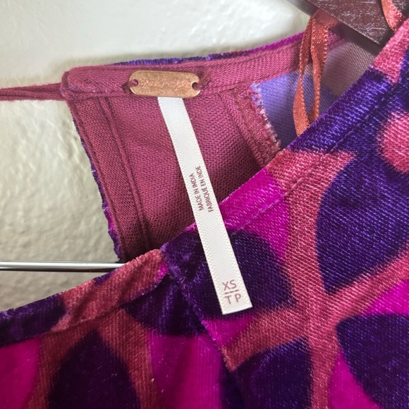 Free People Mary Mod Velvet Mini Dress Boho Retro Print Hippie Bell Sleeve Sz XS - Picture 5 of 7